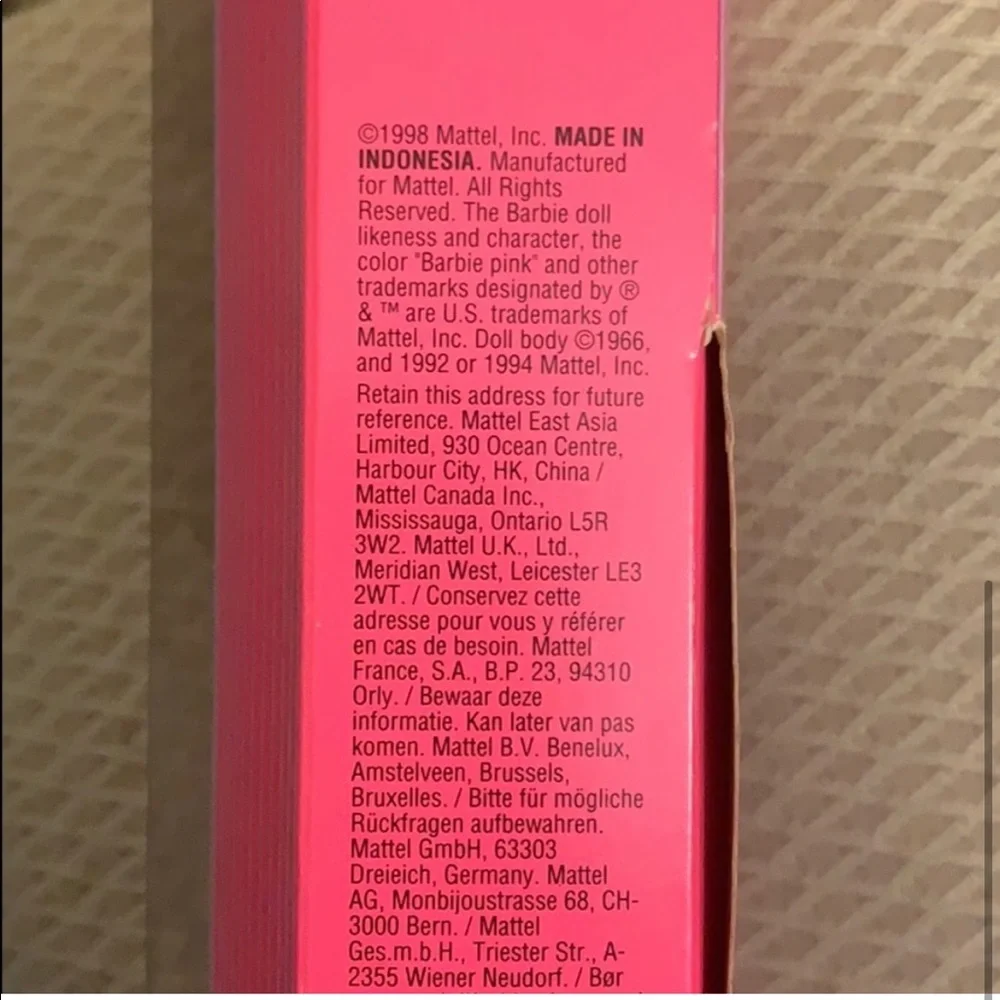 Special Edition Winter Evening Barbie Doll - Picture 4 of 4